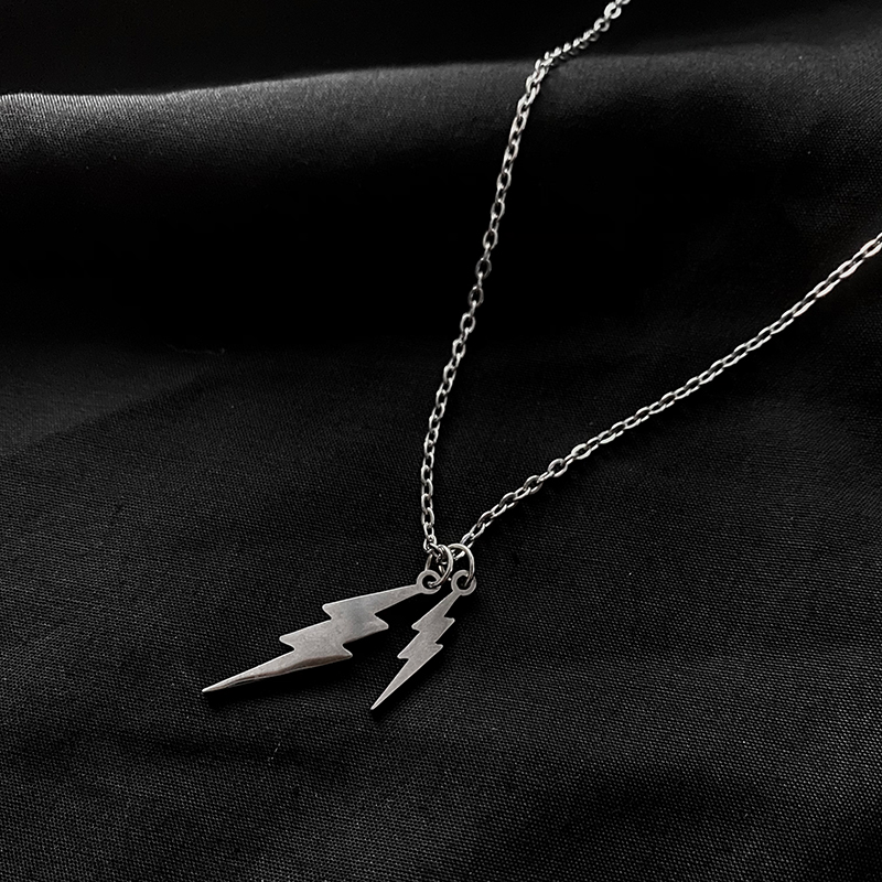 Double Lightning Pendant Necklace Simple Fashion Titanium Steel