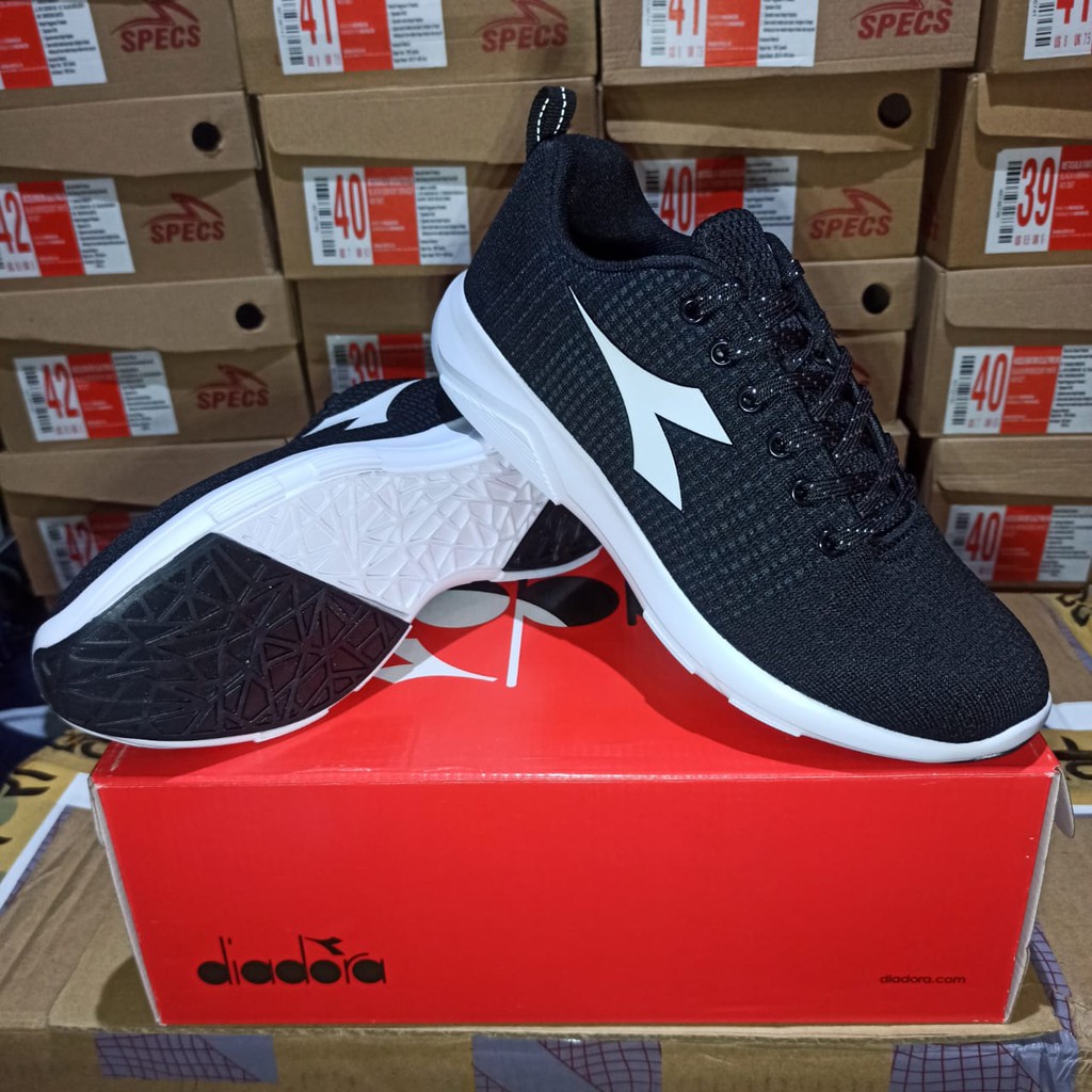 Sepatu Running Wanita Diadora X Run Light 5 W Black Original
