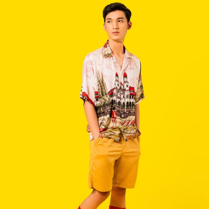 Kemeja Motif Wear Weird - Lawang Sewu