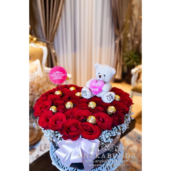 

[COD] Flower Box Bentuk Love Bunga Mawar Asli Coklat Fererro Rose Flower [COD]