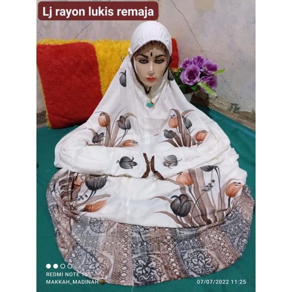 Mukena lajur remaja estimasi kls 456-smp kecil rayon lukis