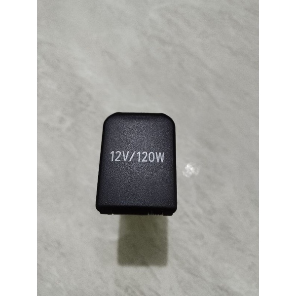 power outlet socket lighter charger Toyota Innova original