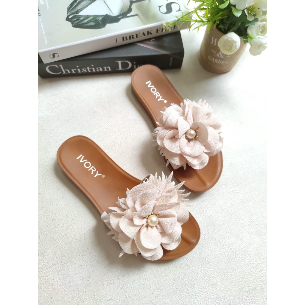 IVORY Sandal Wanita Flat Bunga Import Termurah SL22-32