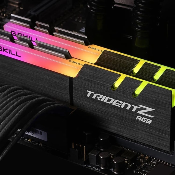 Memory G.Skill Trident Z RGB DDR4 2x8GB 3600Mhz - F4-3600C19D-16GTZRB