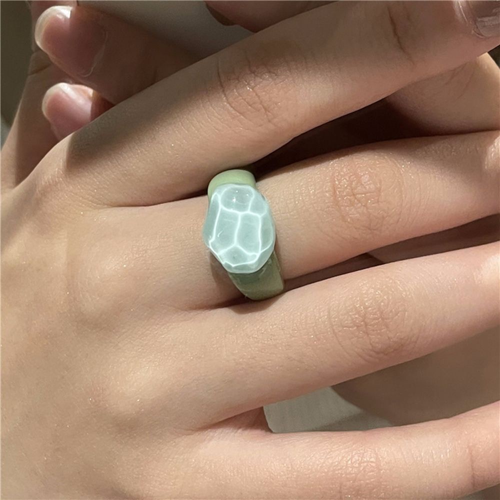 Needway  Gifts Resin Rings Korean Fashion Jewelry Finger Rings Transparent Women Girls Solid Color Geometric Water Ripple Gem Tail Rings/Multicolor