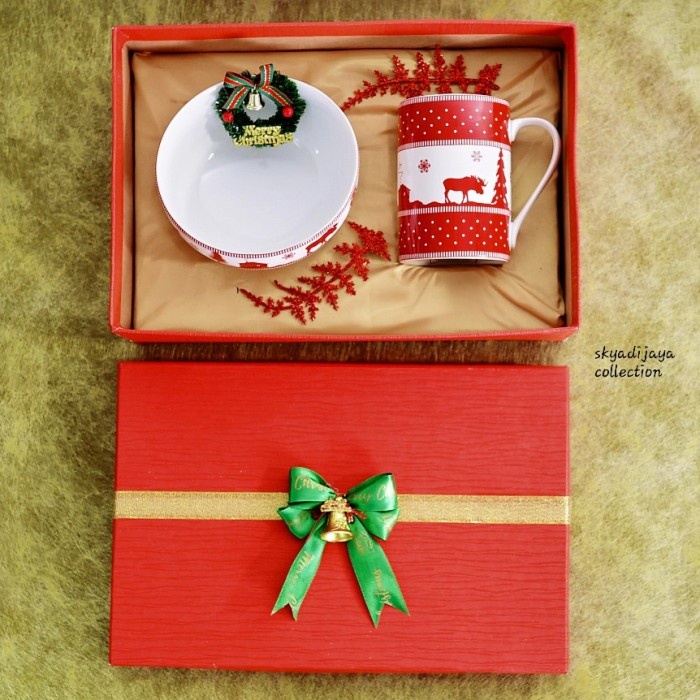 

hampers imlek 2021 christmas