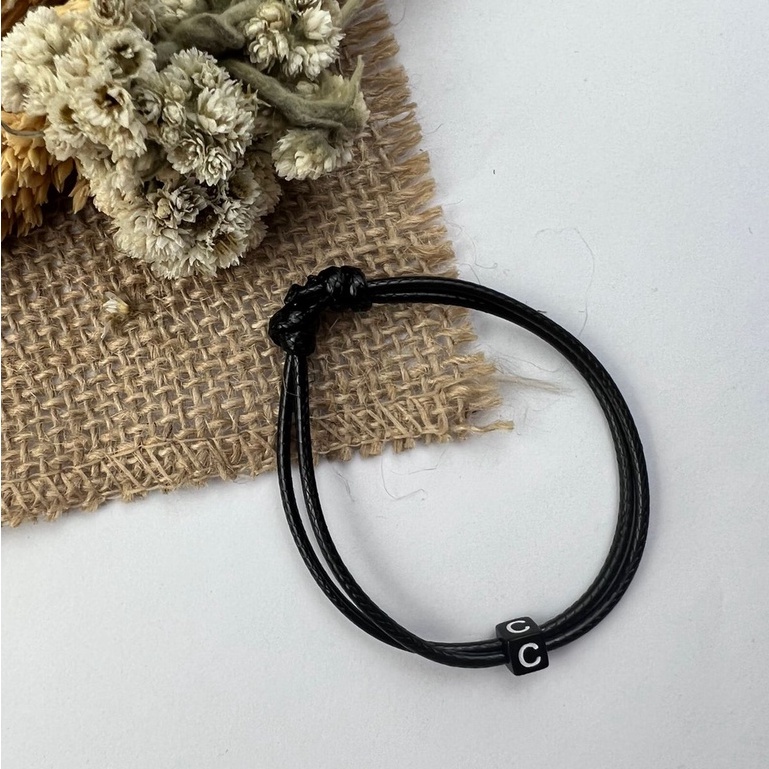[GROSIR TERMURAH!] GELANG INISIAL HURUF DADU TALI SATIN / KOREA DAN GELANG POLOS-GELANG C