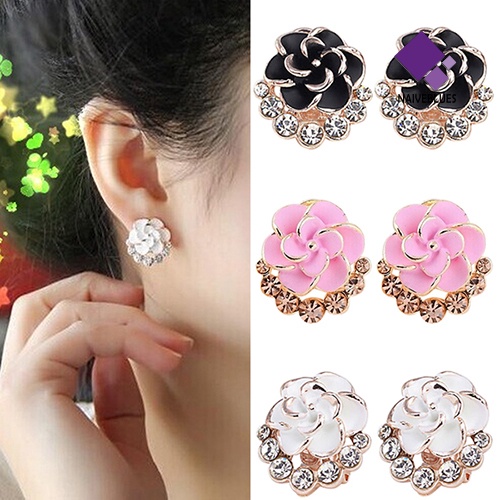 Anting Stud Bentuk Bunga Peony Camellia Bahan Alloy Aksen Berlian Imitasi Untuk Wanita