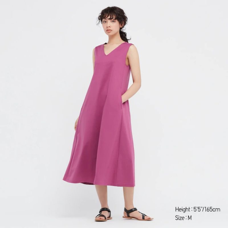 UNIQLO - Gaun Mercerized Katun A Line Kerah V