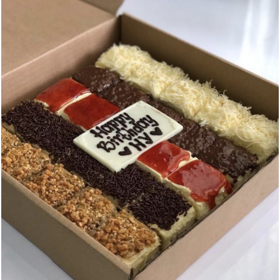Jadul Spongecake Dengan Ucapan (KOTAK) / Cake Jadul / Kue Jadul Shopee Indonesia