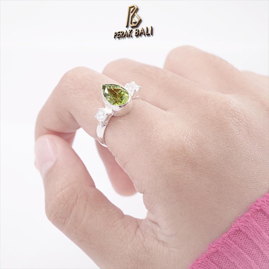 Cincin Perak Wanita Asli 925 Cincin Batu Peridot Tabur Zircon iolia
