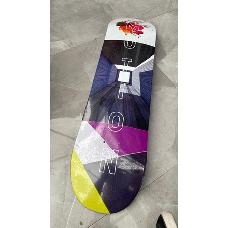 deck motion abstrak free griptape
