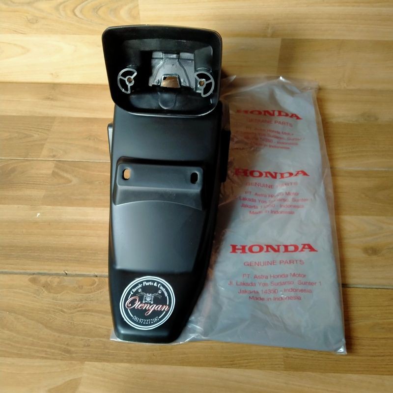 Spakbor belakang Honda win Original Spakbor Honda win Slebor belakang Honda win Slebor Honda win