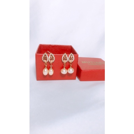 Anting Mutiara Panjang