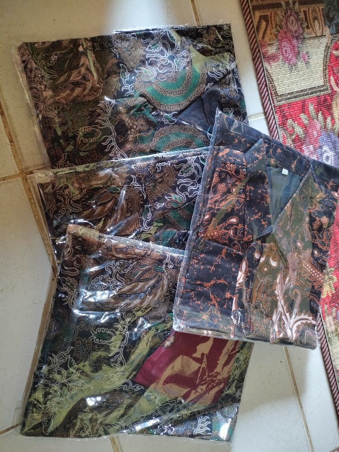 Batik Pria Lengan Panjang Lapis Furing Katun Primisima Batik Solo