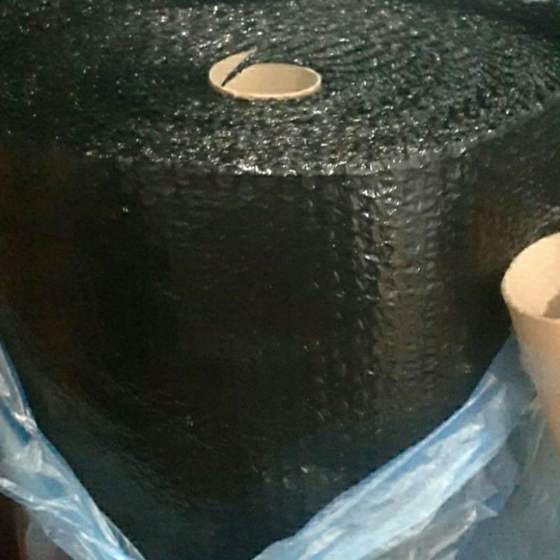 

Bubble wrap hitam dan putih