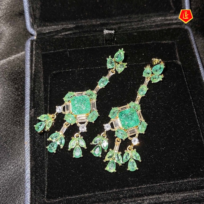 [Ready Stock]Women's 925 Silver Luxury Vintage Green Gem Long Stud Earrings