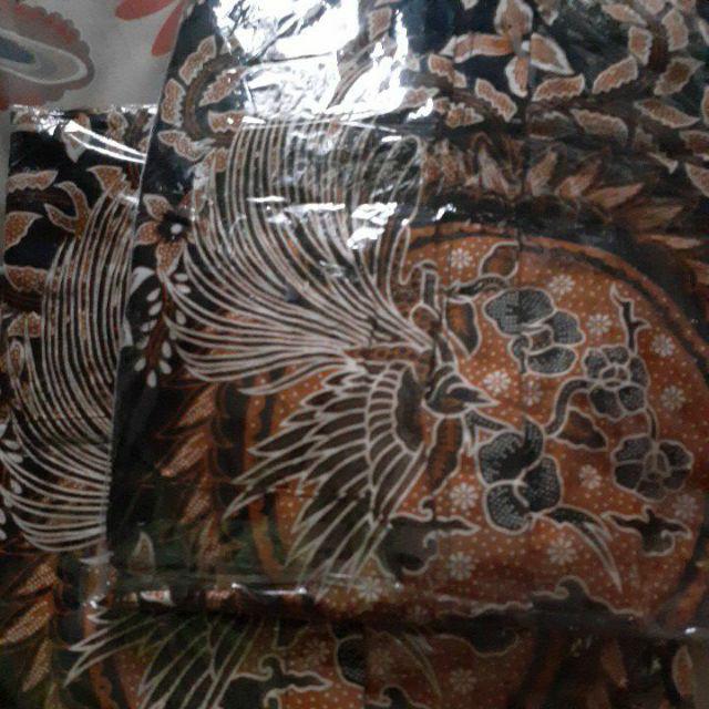 Gurdo Pari Kemeja Batik Pria Reguler Fit Lengan Panjang Modern Ori By Kharis Motif Roda Gila