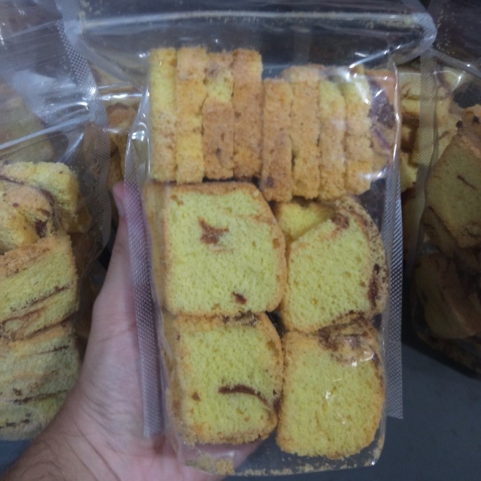 

Bolu Kering Marmer Mini Mirasa