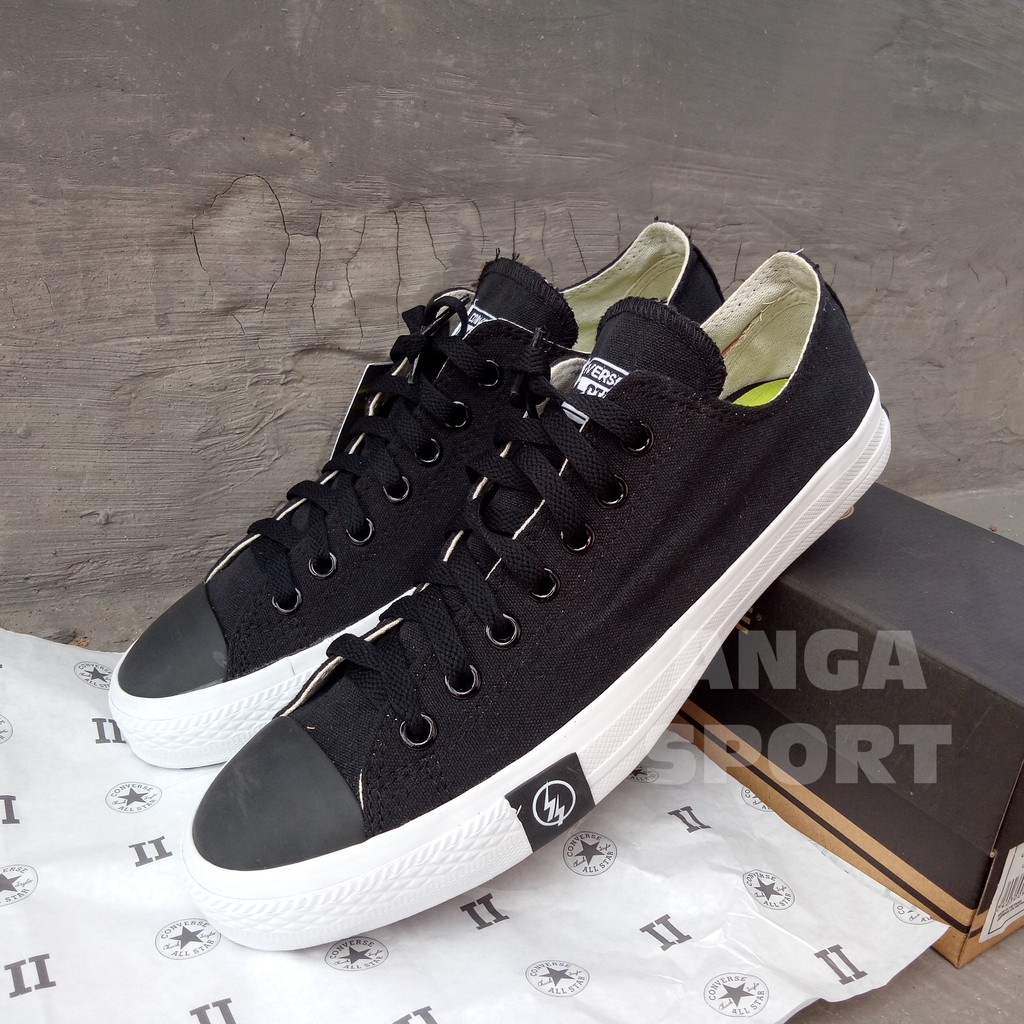 SEPATU PRIA CONVERSE X UNDEFEATED ALL STAR HITAM PUTIH SEPATU CASUAL SEKOLAH PREMIUM MADE IN VIETNAM