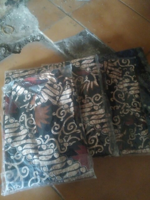 Kemeja Batik Pria / Batik Kekinian / Kemeja Pria / Kemeja Batik / Kemeja Batik Original