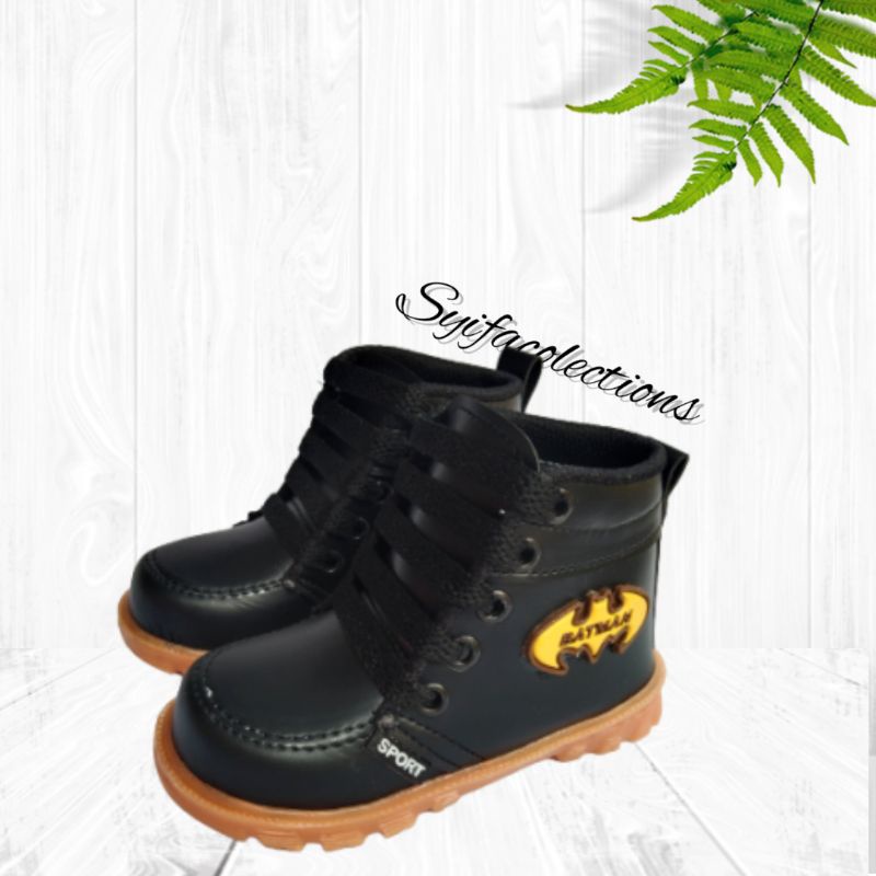 SEPATU ANAK LAKi LAKi MODEL BOT DOCMART USIA 1 sampai 8 tahun