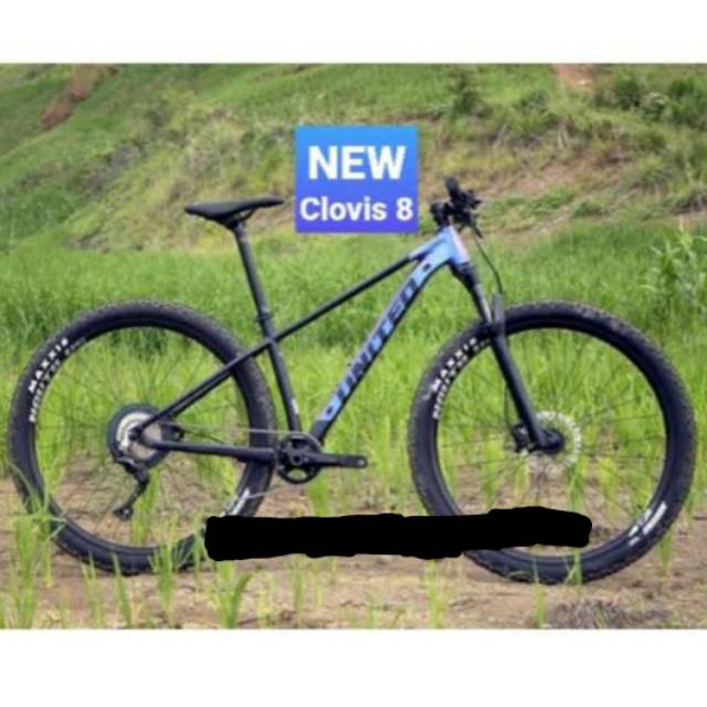 United Clovis 8 garansi resmi