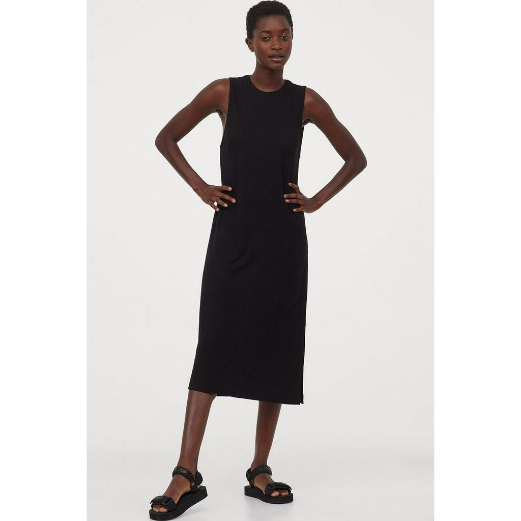 H&amp;M Sleeveless Slit Dress