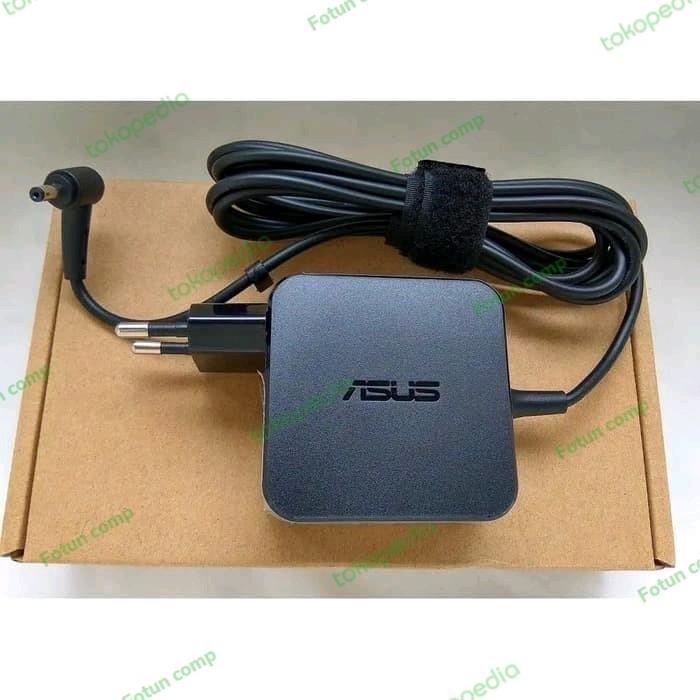 Adaptor Charger Laptop Asus W15-065N1B 19V 3.42A 4.0x1.35mm Original