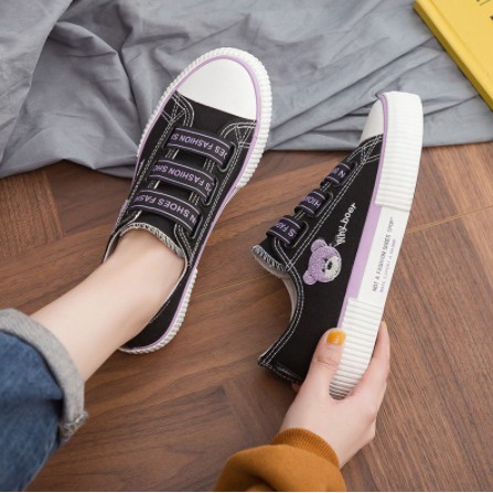 Sepatu kanvas wanita flat casual Low Cut Gaya Jepang Harajuku Sol Karet