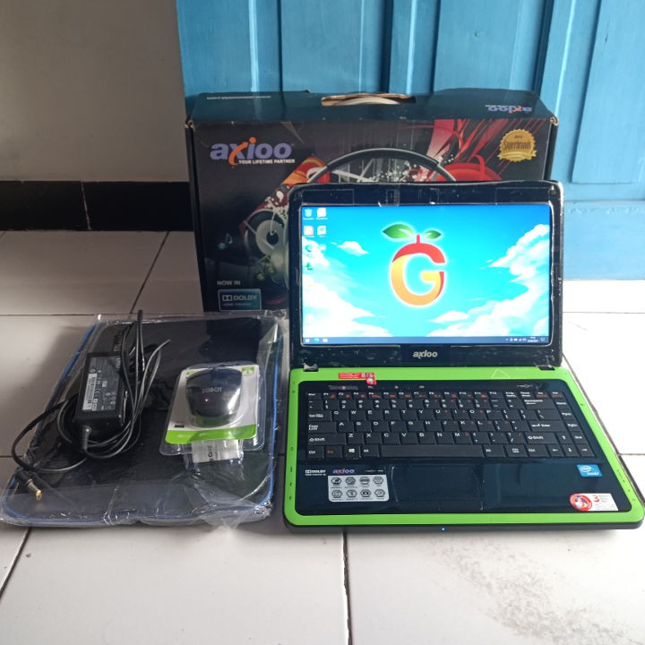 Axioo Neon HNM RAM 2GB Fullset Lengkap Intel Celeron B820 HDD 500GB Windows 7 Laptop Second Bekas