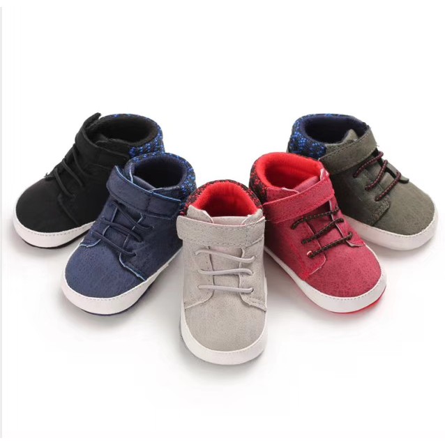 HappyOliver C562 KEVIN Sepatu Prewalker Casual Anti Selip Sol Halus Aksen Bunga untuk Bayi 0-18 Bulan