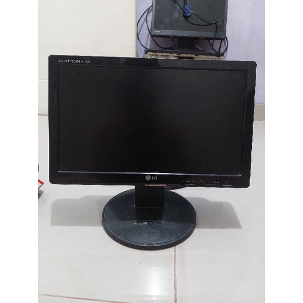 Monitor LCD 16INCH KONDISI NORMAL MANTAP