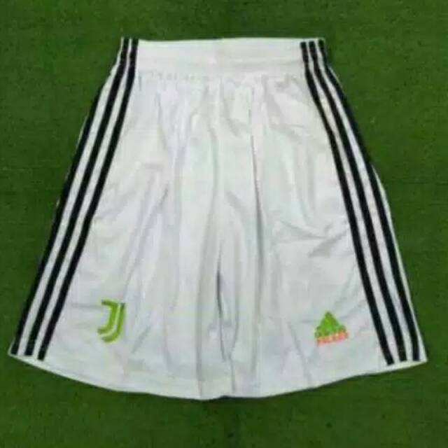 Celana pendek go juventus palace