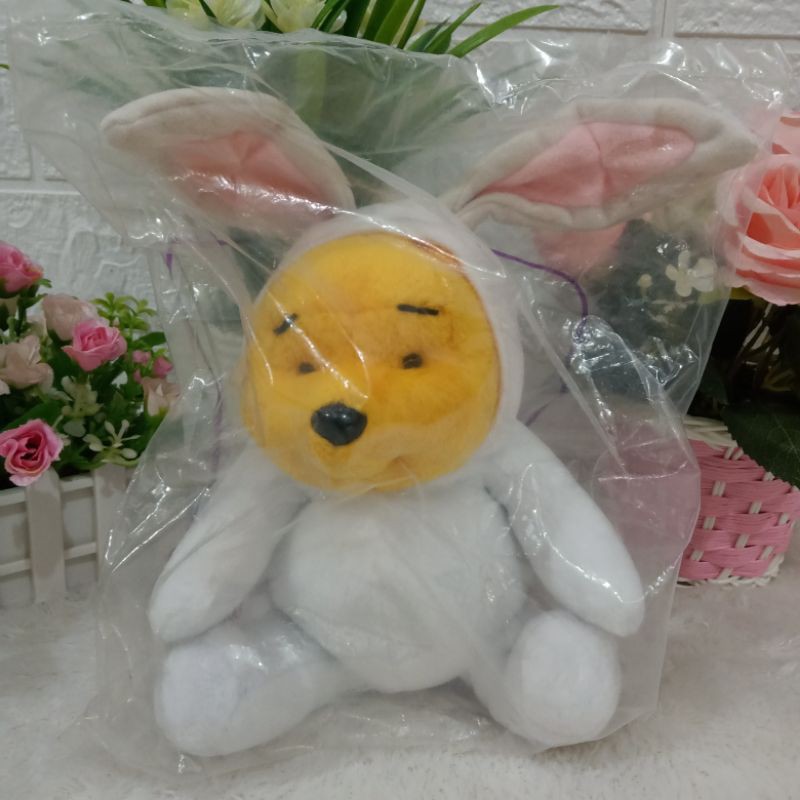 BONEKA IMPORT WINNIE THE POOH KOSTUM KELINCI (A 191)
