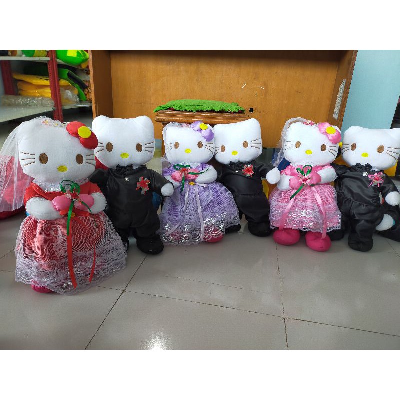 Boneka hello kitty wedding