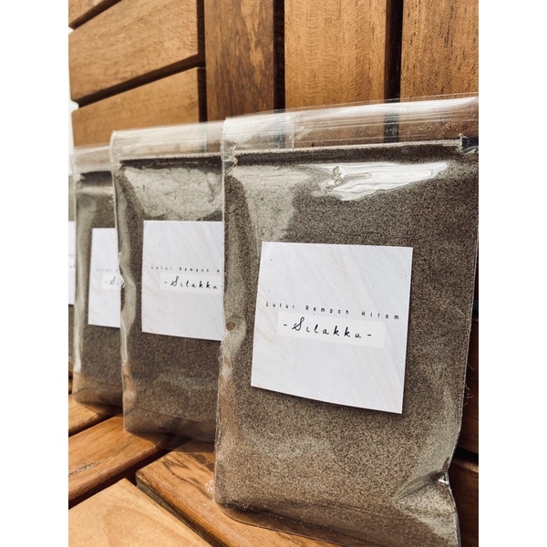 LULUR WHITENING / LULUR REMPAH HITAM “SILAKKU”