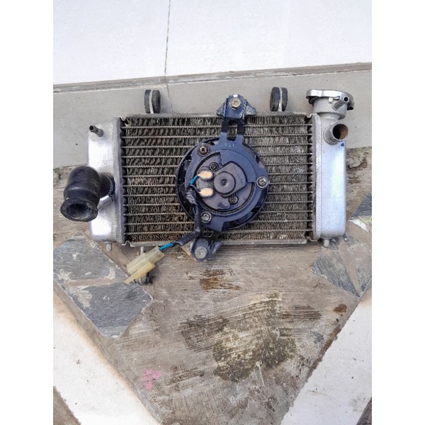 Radiator set kipas radiator Vixion new Xabre R 15 V2 lama original copotan pendingin mesin