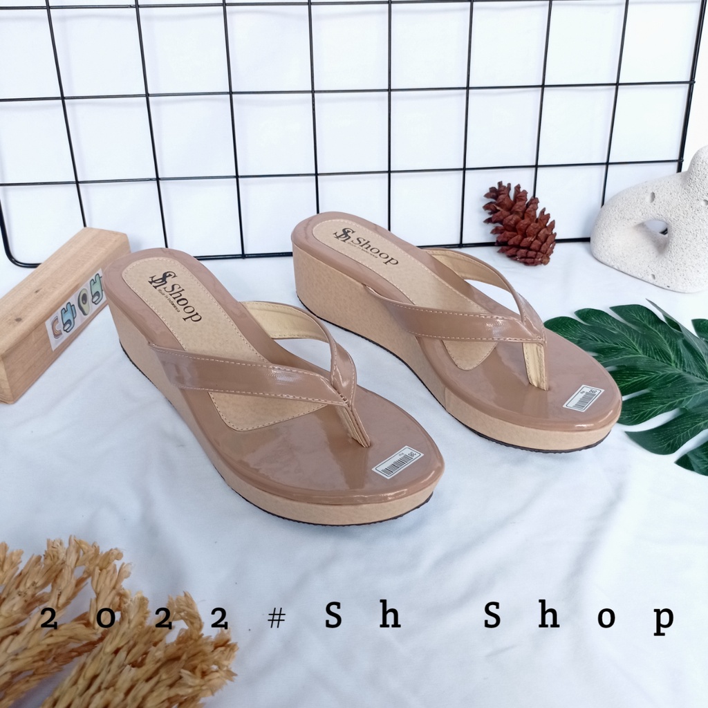 Sandal Wedges Wanita Terbaru / Sandal Wedges Jepit Wanita Termurah / Sandal Wedges Wanita Original