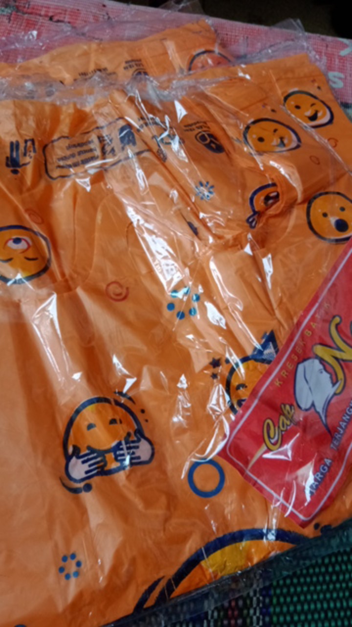 3 Pak (3 X 1 Pack) Kantong Plastik Smile Ukuran 28/kresek Smile/kresek Thank You