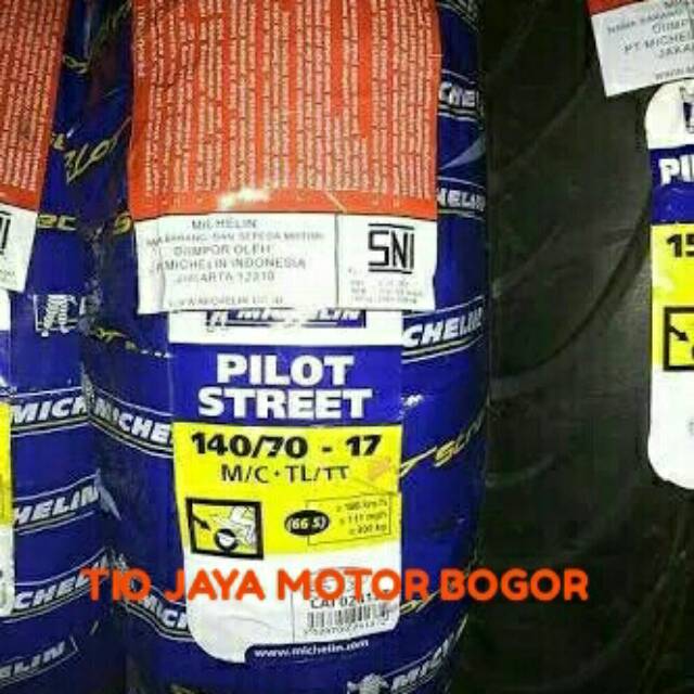 BAN MICHELIN 140/70-17 TYPE PILOT STREET TUBLES