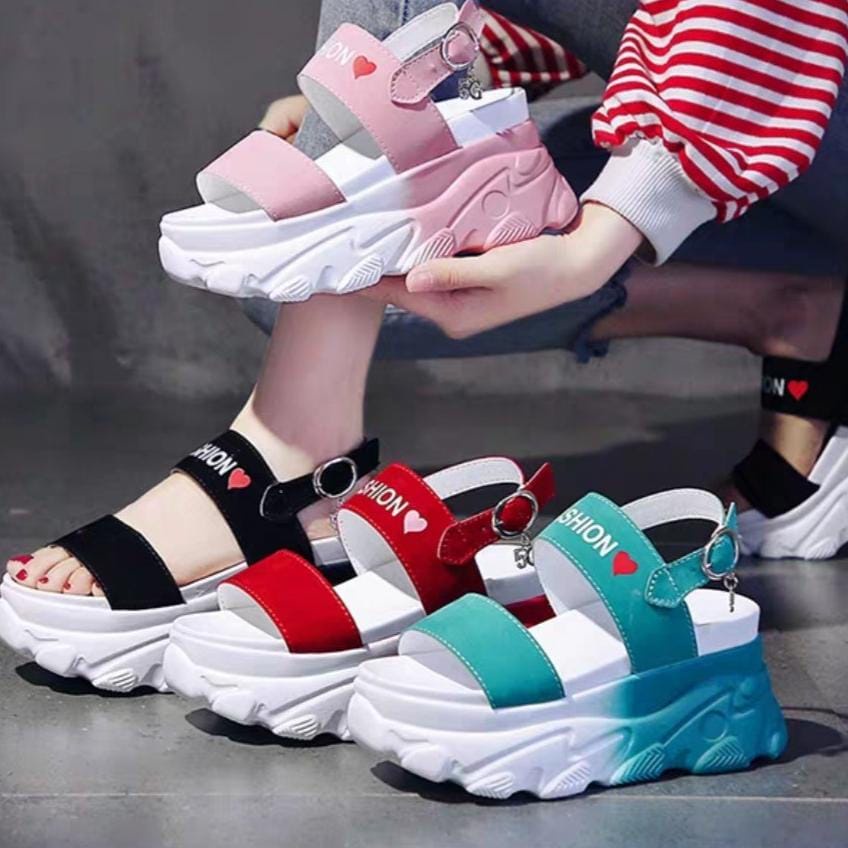 SANDAL GUNUNG FASHION ANIME / Sandal Wanita Terbaru COD