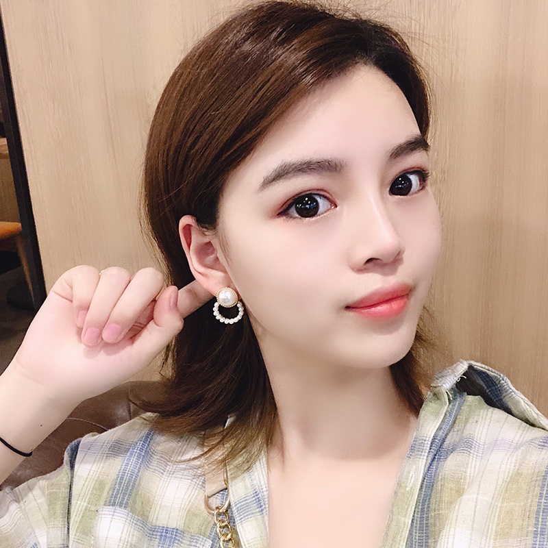 2021 Korean New Simple Fashion Geometry 925 Silver needle Stud Earrings / Trend Simulation Sweet Pearl Flower Alloy Earrings