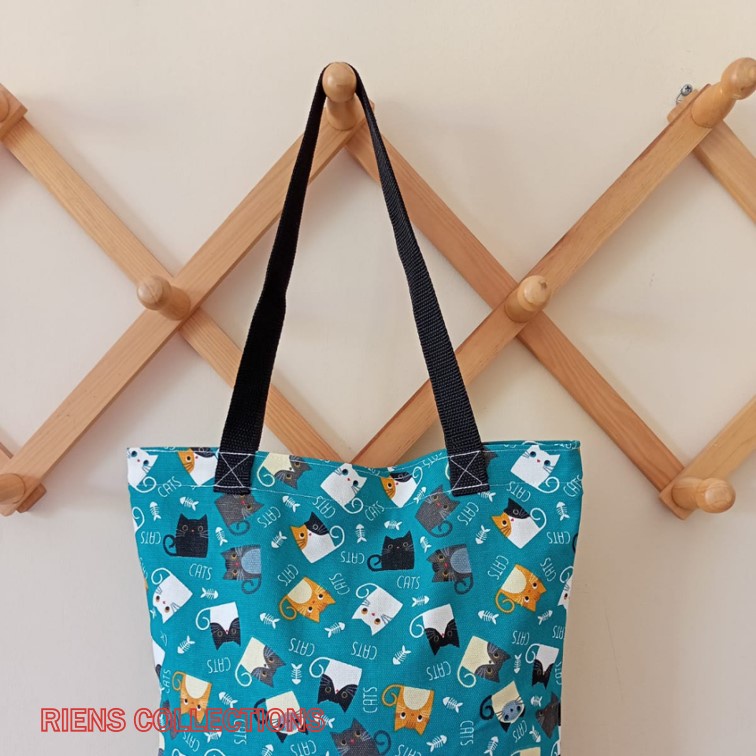 TOTEBAG KANVAS TOTEBAG WANITA TAS WANITA BAHAN KANVAS MOTIF KUCING TOSCA. TAS CANVAS TAS WANITA TOTE BAG CANVAS TAS KANVAS MOTIF TAS KANVAS JOGJA RIENS COLLECTIONS