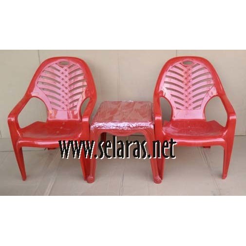 Promo Terbatas -  Perlengkapan Rumah / 2 Kursi Teras Plastik 909 Set 1 Meja 4343 Napolly - Merah
