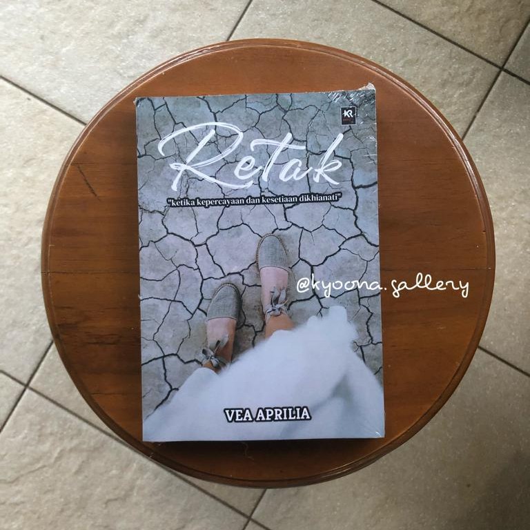 Novel Retak by Vea Aprilia