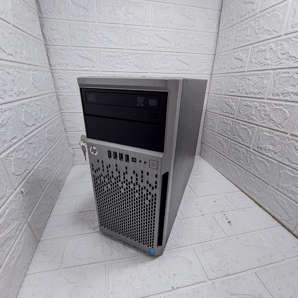 HP Proliant ML310e Gen8 v2 Server Tower Ram 8Gb (8Gbx1) HDD 1 TB  LIKE NEW Garansi Obral Termurah Seluruh Indonesia