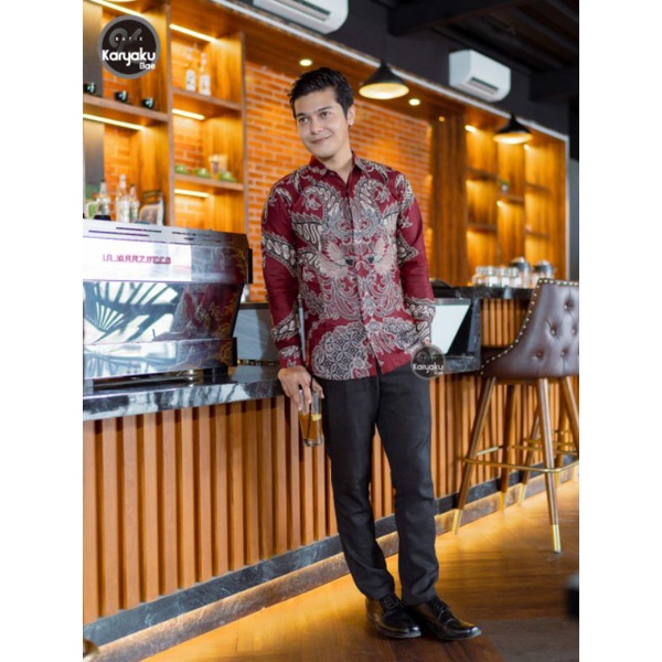 Kemeja Batik Slim Fit Pria Lengan Panjang Premium