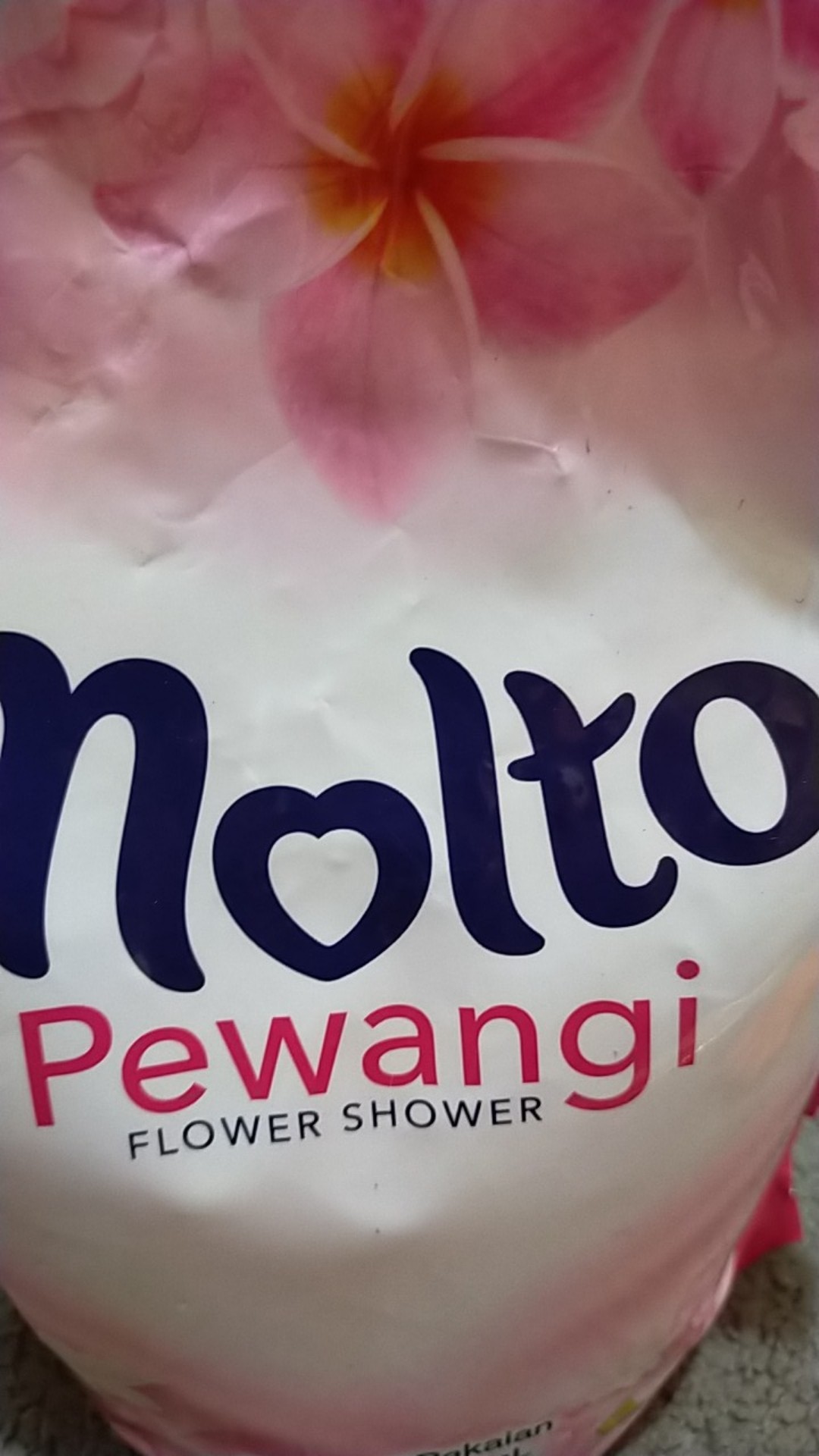 Molto Pewangi Ref 1800 Ml/eramart