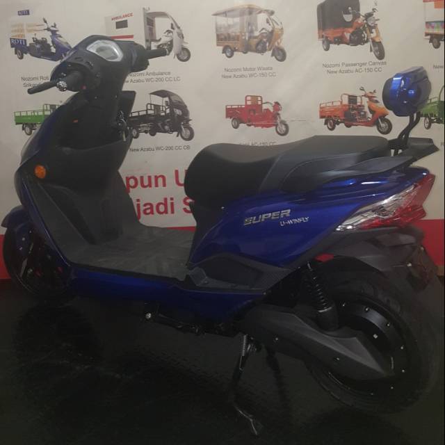 U winfly (BLUE WHALE